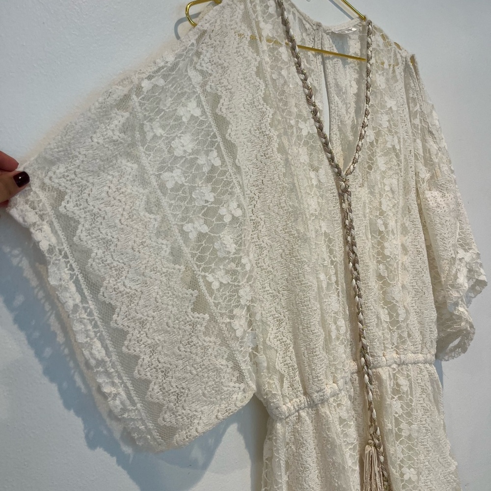 VENUS White Lace Romper Size Large - Picture 3 of 10